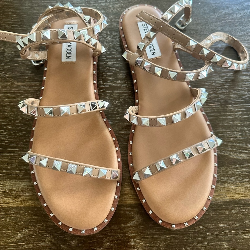 Steve Madden Travel Sandals